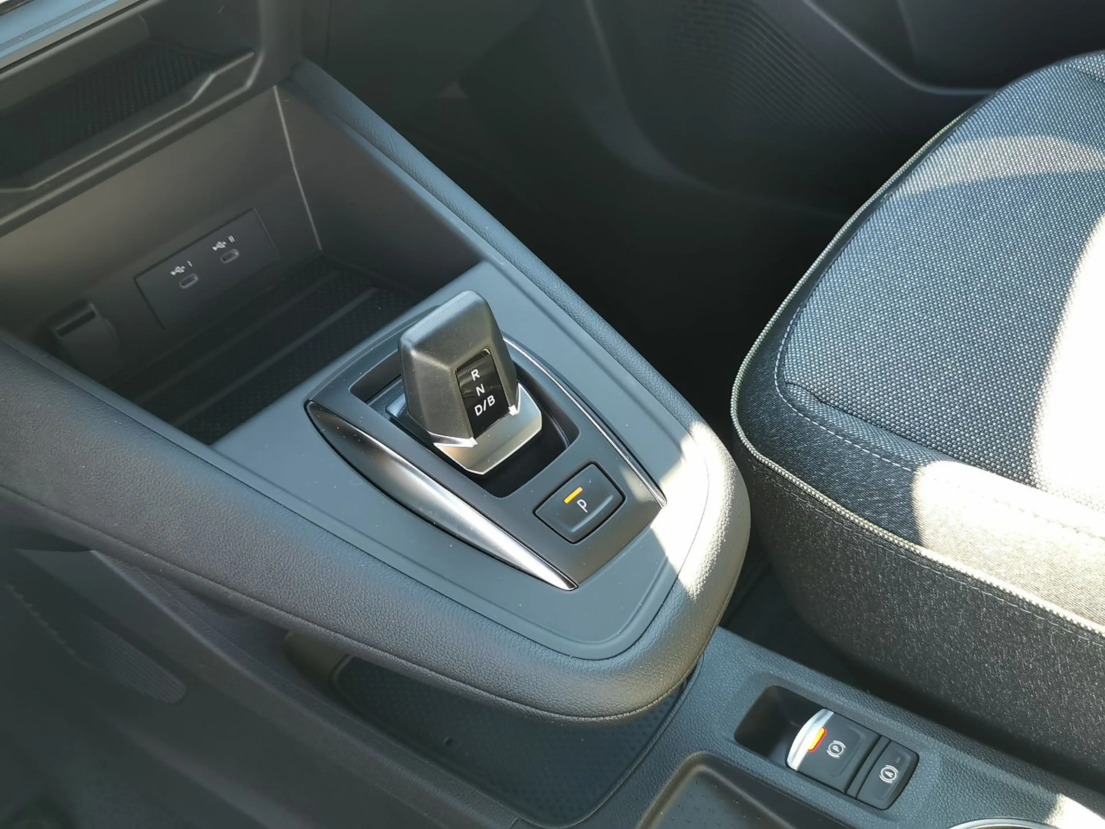 Mitsubishi ASX EDITION 1.8 Hybrid - 8 Jahre Garantiepaket — photo 14