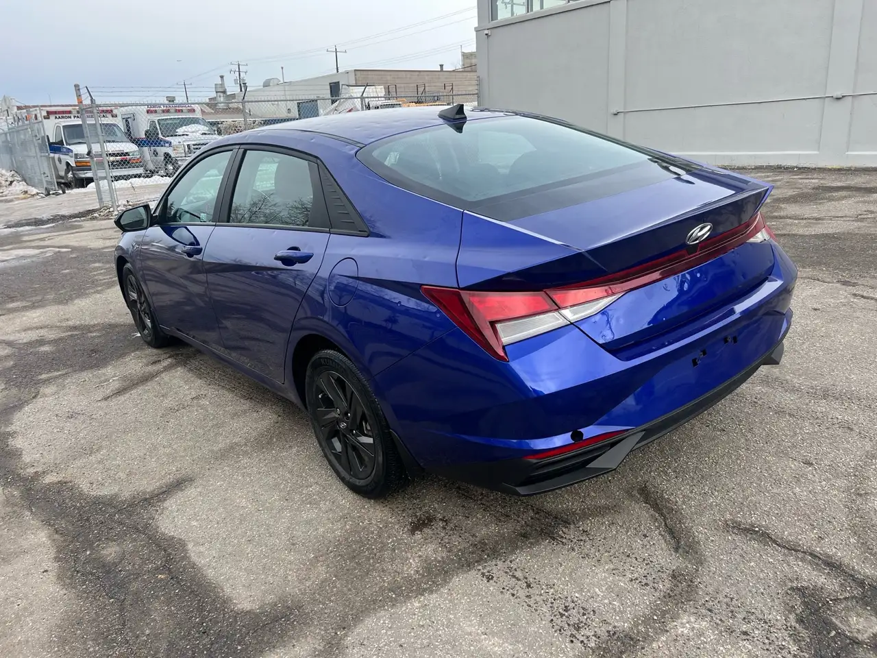 Hyundai ELANTRA снимка Hyundai ELANTRA