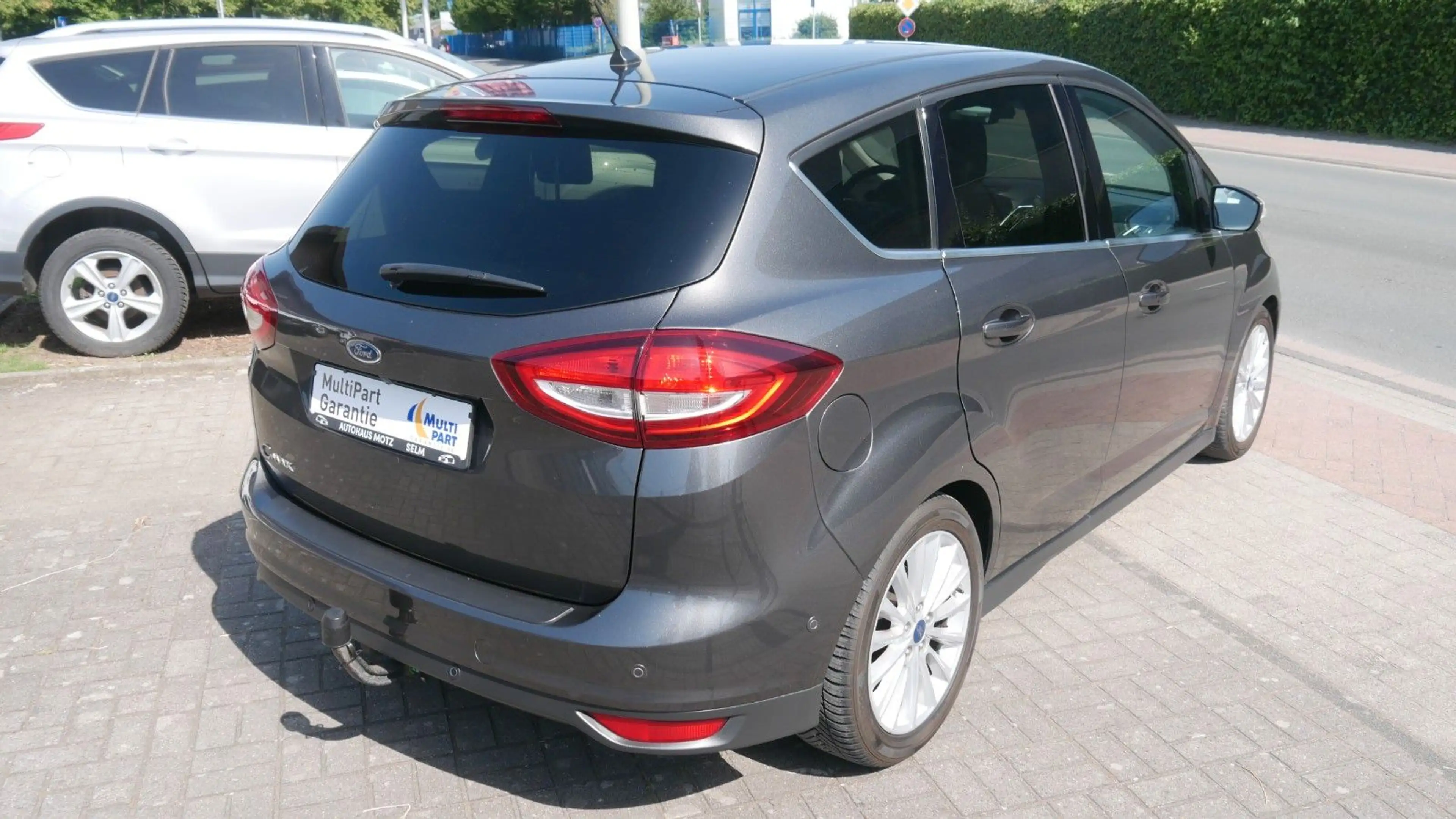 Ford C-Max Titanium — photo 6