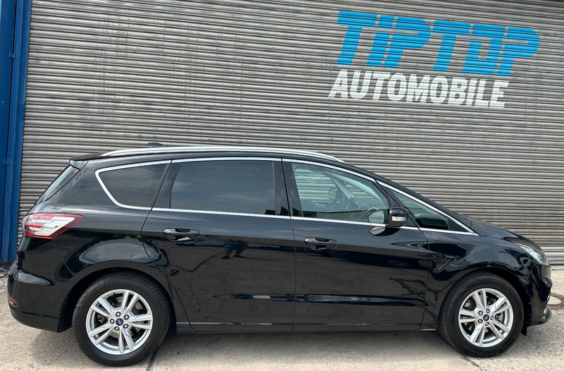 Ford S-Max S-MAX Hybrid Titanium7-SITZE*AHK*NAVI*LED* — photo 6