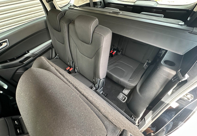 Ford S-Max S-MAX Hybrid Titanium7-SITZE*AHK*NAVI*LED* — photo 13