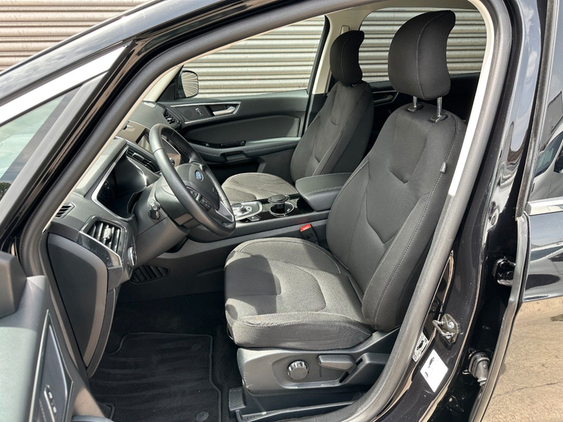 Ford S-Max S-MAX Hybrid Titanium7-SITZE*AHK*NAVI*LED* — photo 11