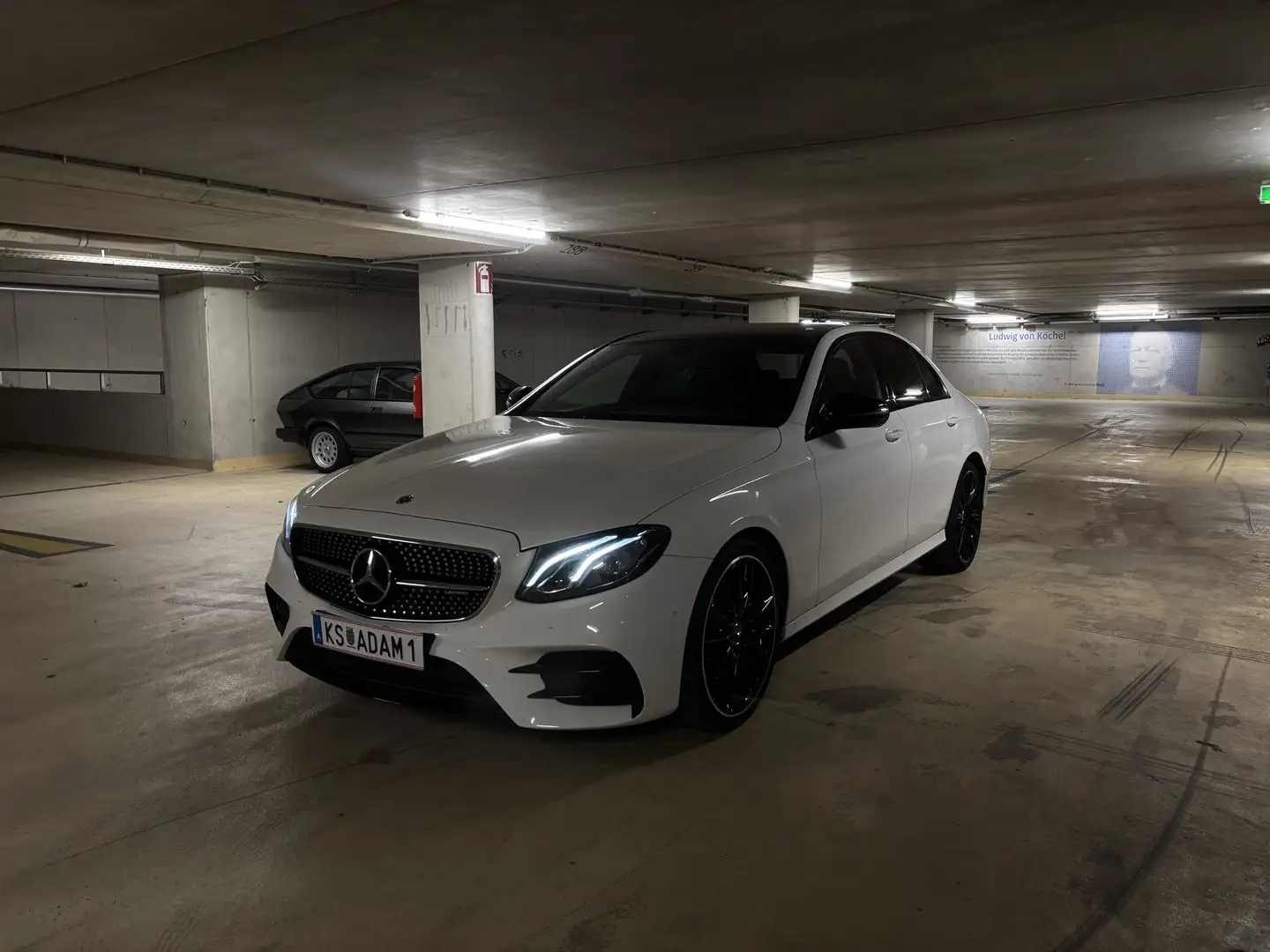 Mercedes-Benz E 200 Avantgarde Aut. - 1
