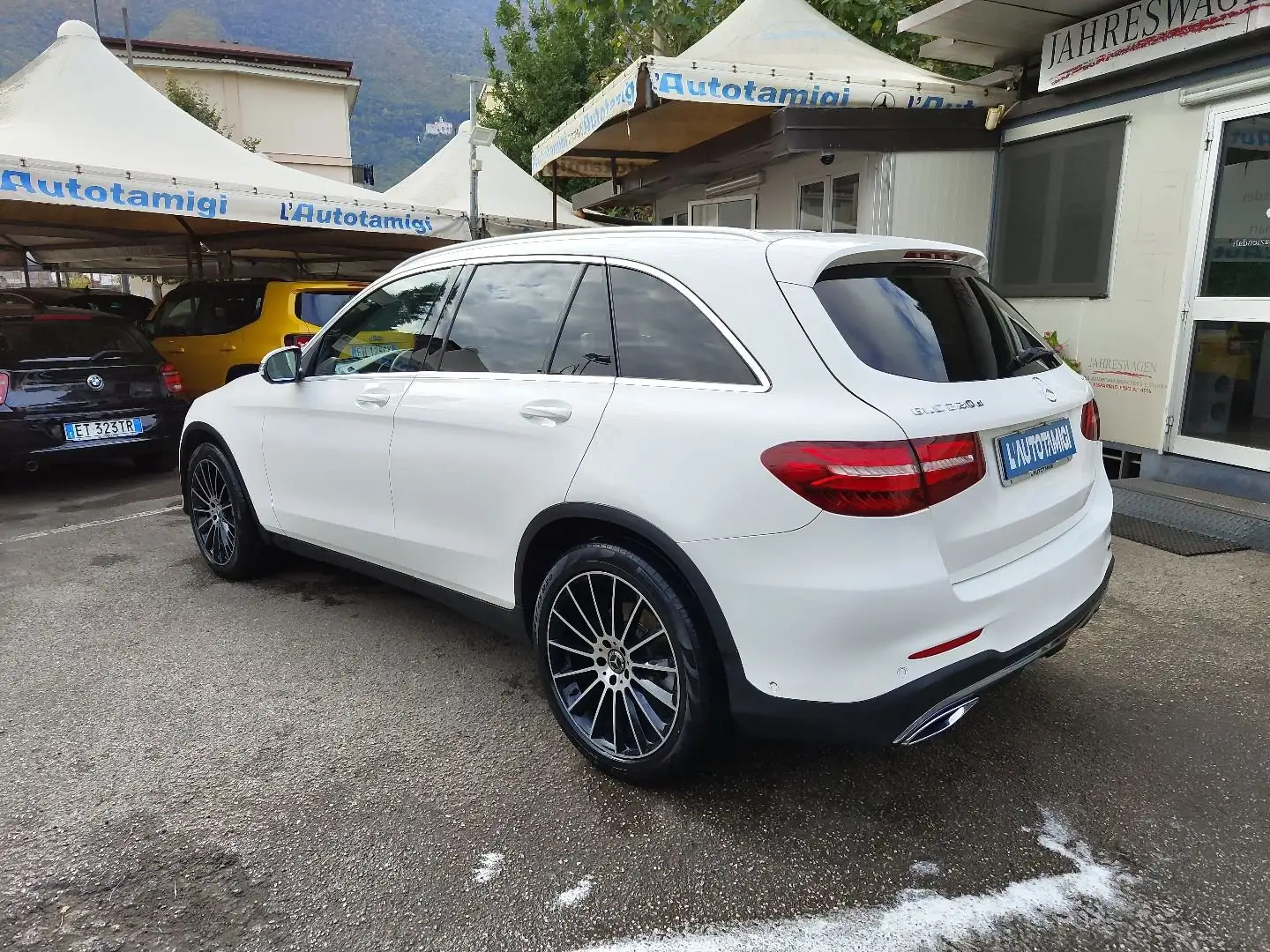 Mercedes-Benz GLC 220 220 d 4Matic Premium AMG Weiß - 2