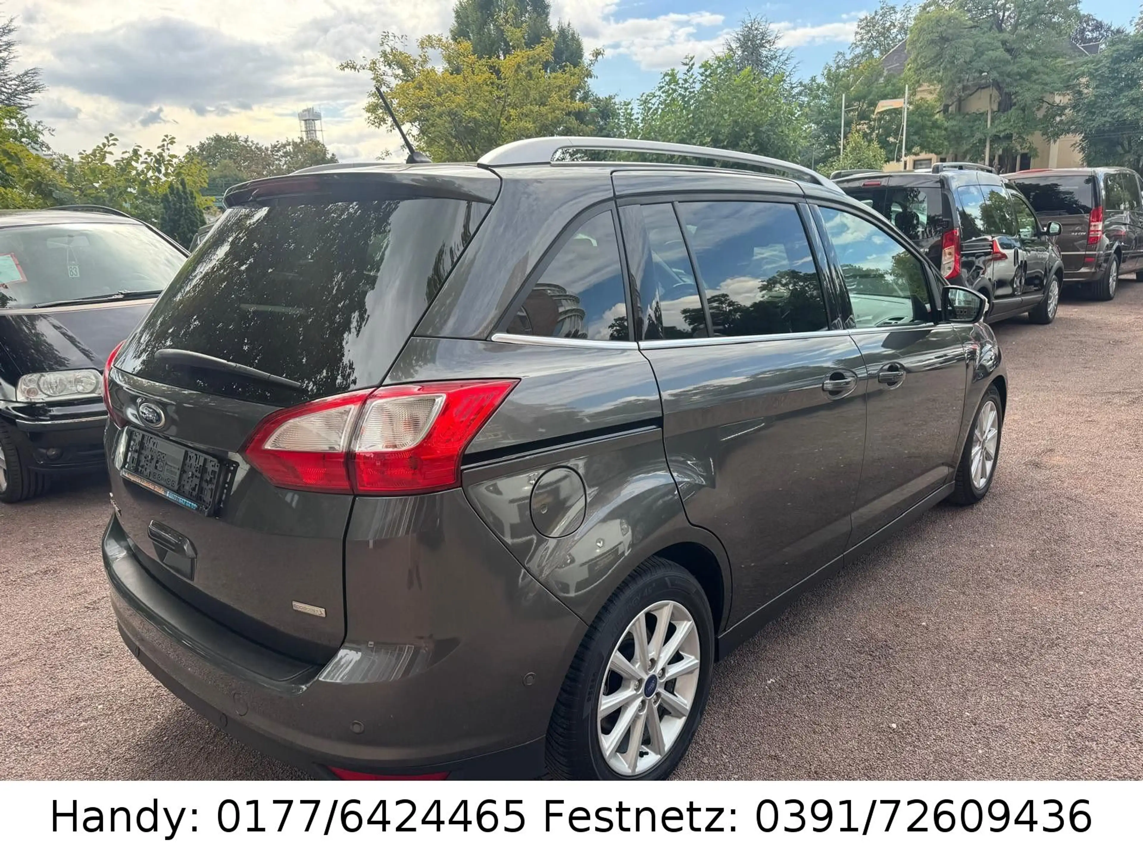 Ford Grand C-Max 1,5 XENON/AUTOMATIK/NAVI/7-SITZE/PDC — photo 6