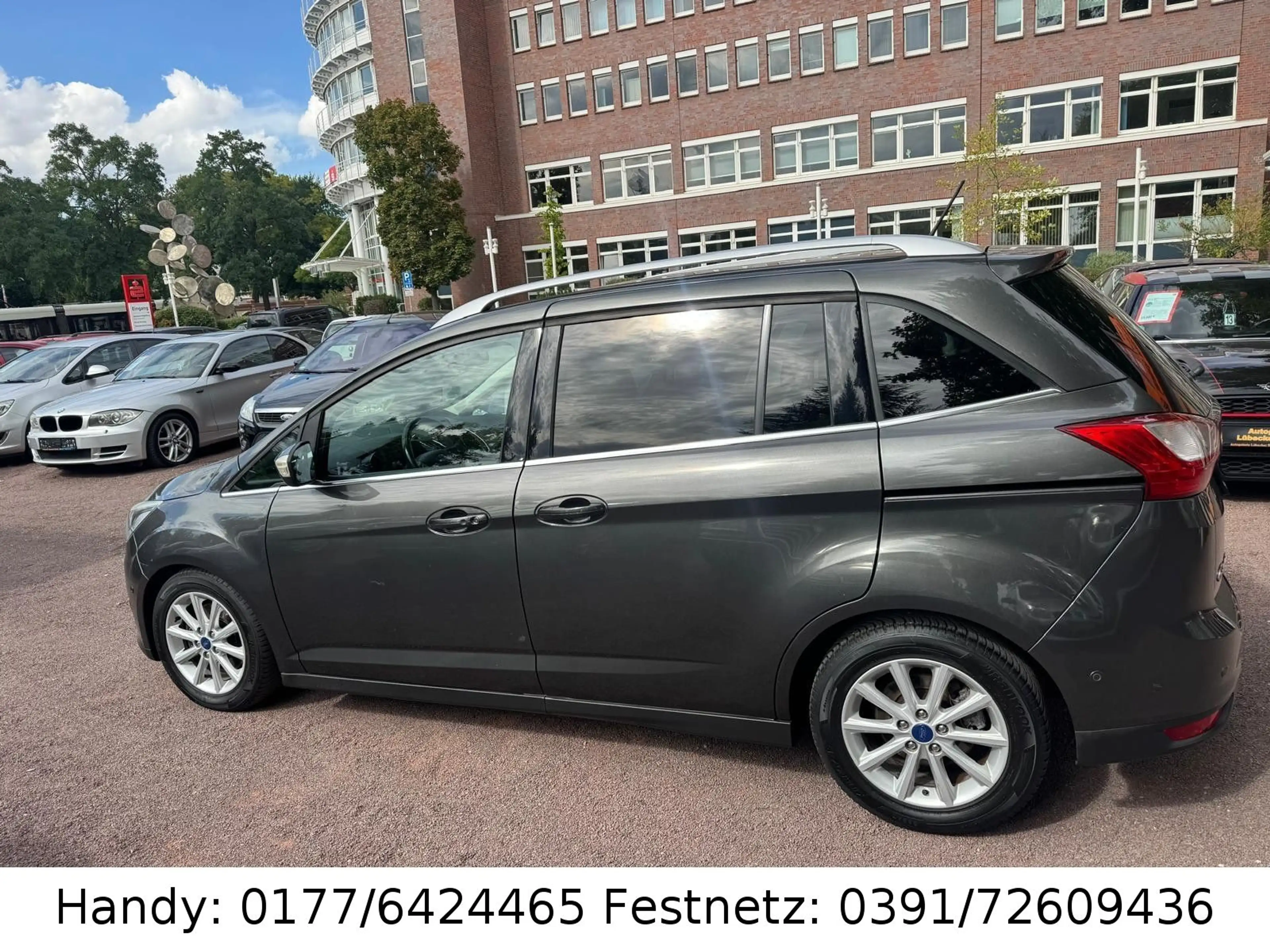 Ford Grand C-Max 1,5 XENON/AUTOMATIK/NAVI/7-SITZE/PDC — photo 3