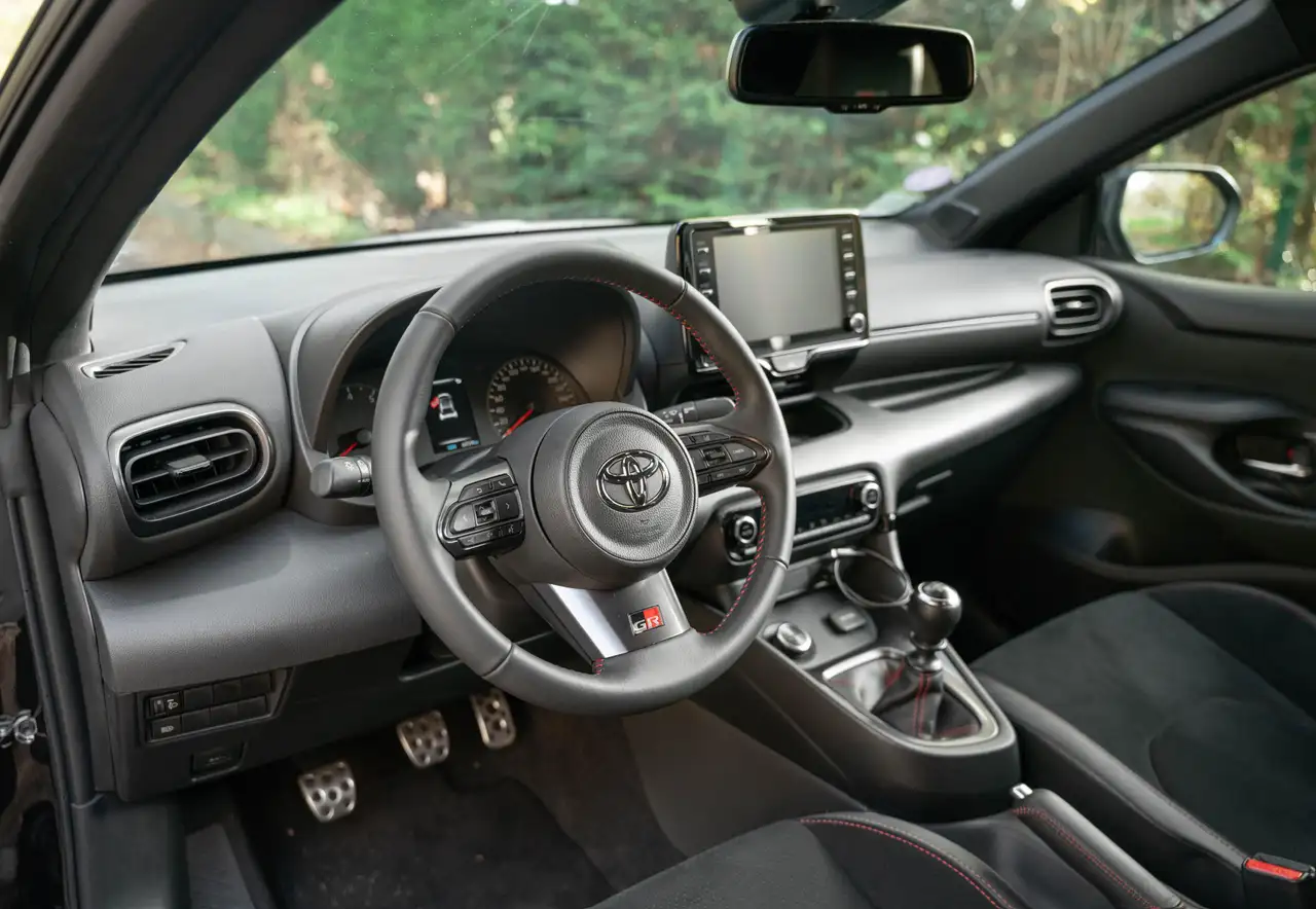 Toyota Yaris Yaris GR — photo 12