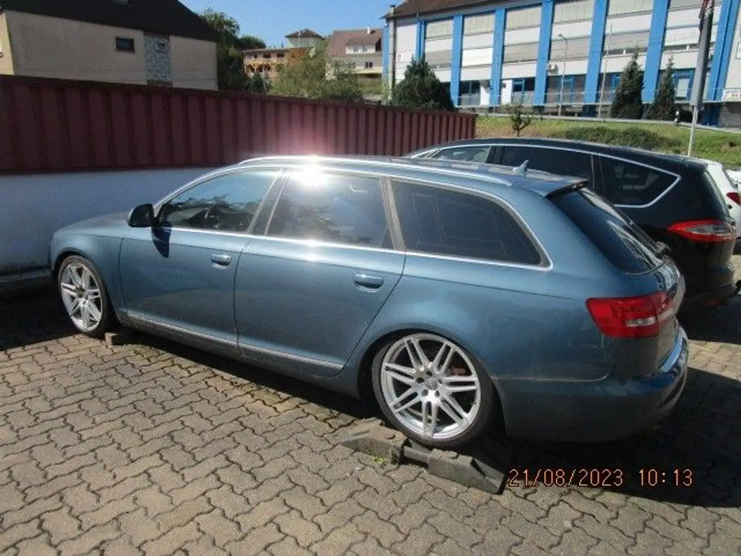 Audi A6 Avant 3.0 TFSI quattro/Motorschaden Blau - 2
