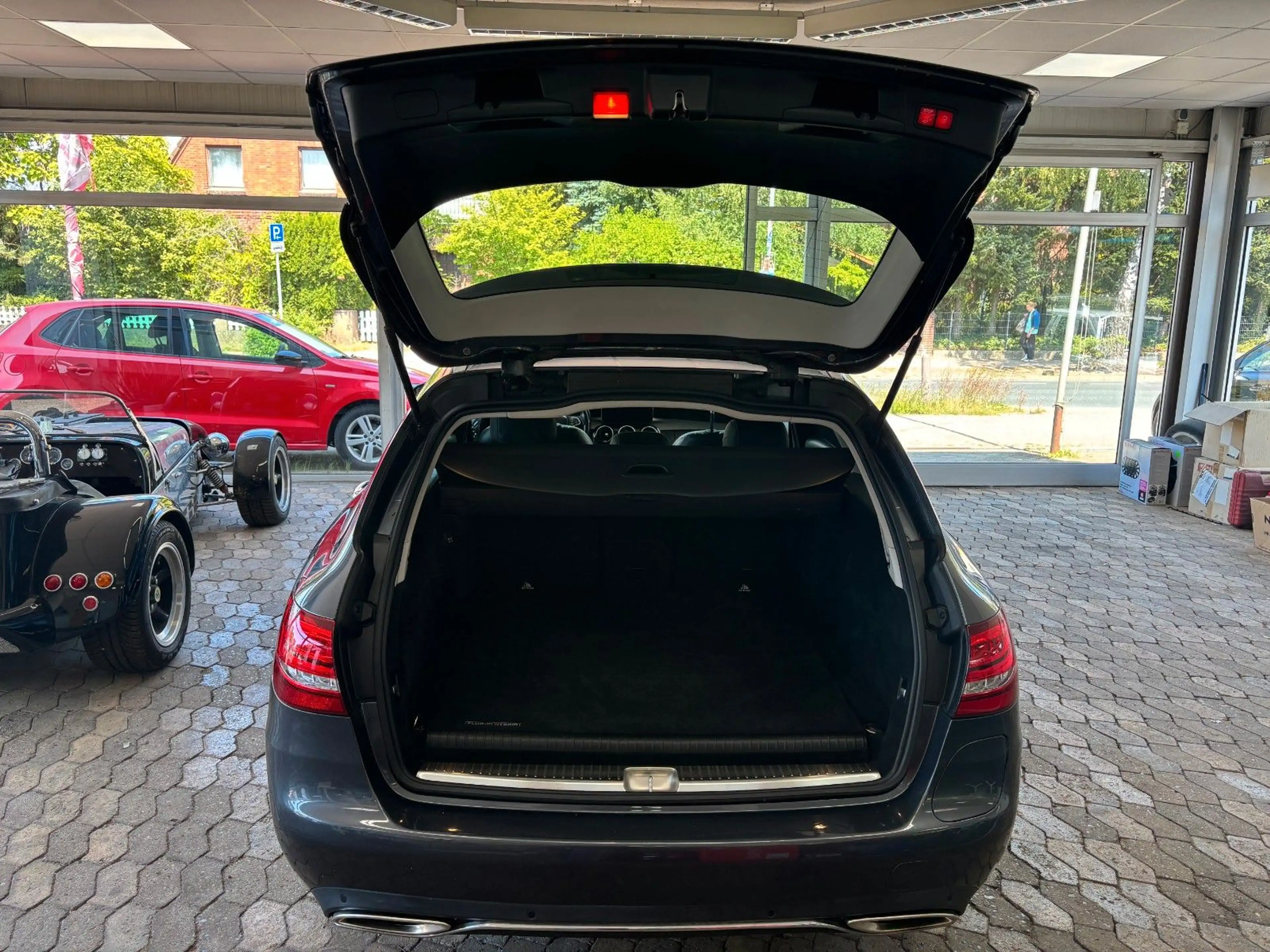 Mercedes-Benz C 350 e , C T-Modell , Auto.! Leder! Memory! Nav — photo 9