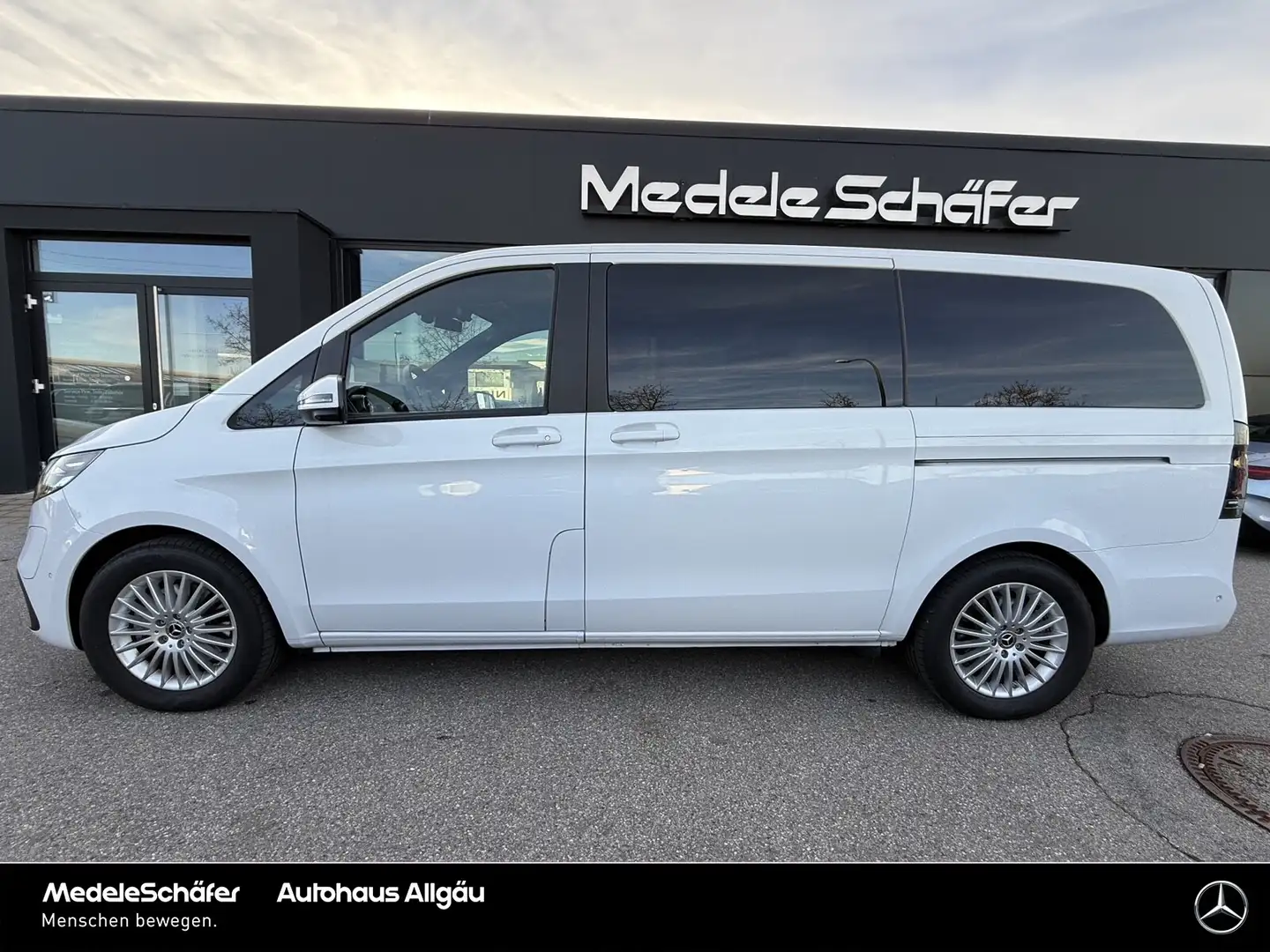 Mercedes-Benz EQV 300 EQV 300 LIEGE LED DAB NAVI DISTRONIC MODELL2025 Weiß - 2
