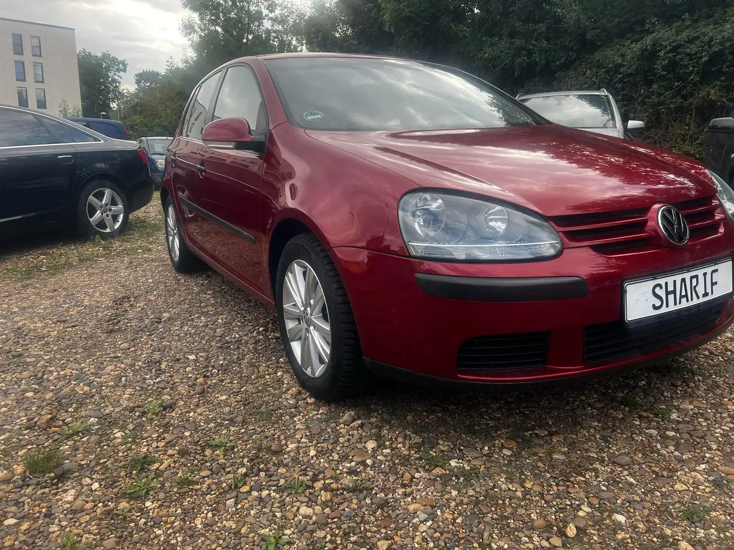 Volkswagen Golf 1.4 Trendline Rouge - 1