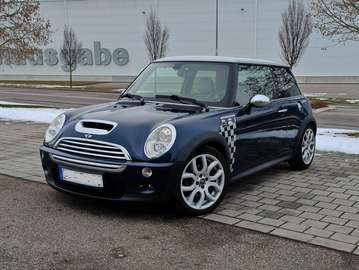 Mini Cooper S Checkmate