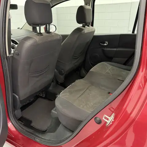 Renault Modus view 8