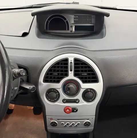 Renault Modus view 7