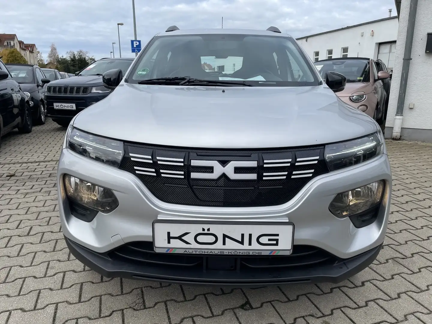 Dacia Spring Electric Essential Silber - 2