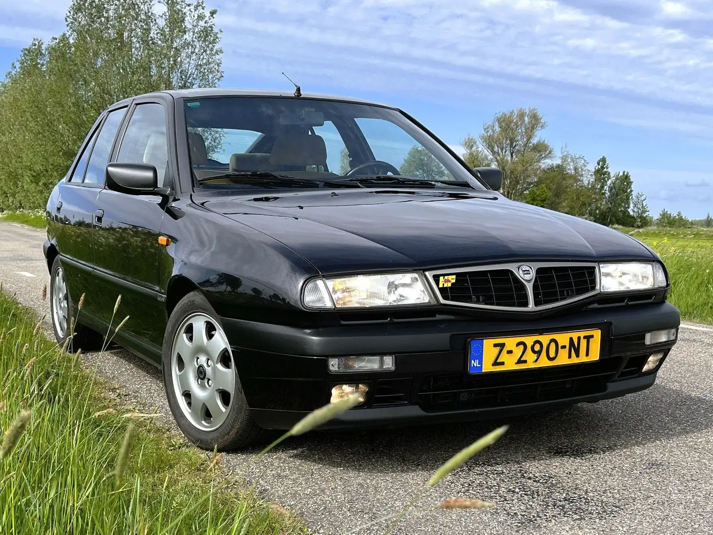 Lancia Delta HF 2.0 Turbo LS Negro - 1