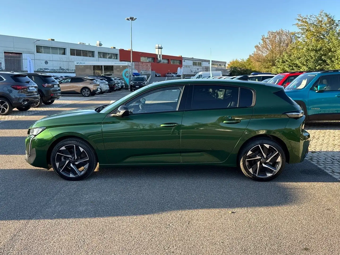 Peugeot 308 Allure Pack BlueHDi 130 EAT8 S&S aut. Verde - 2