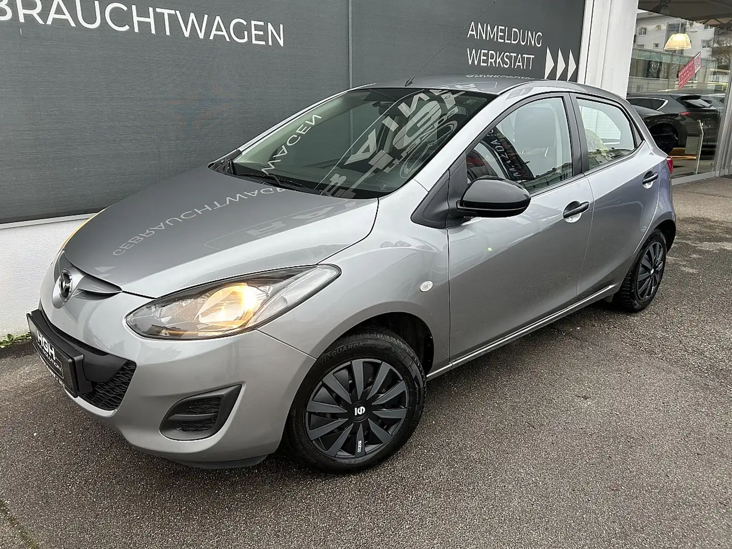 Mazda 2 Mazda2 1,3i CE Pro Grau - 2