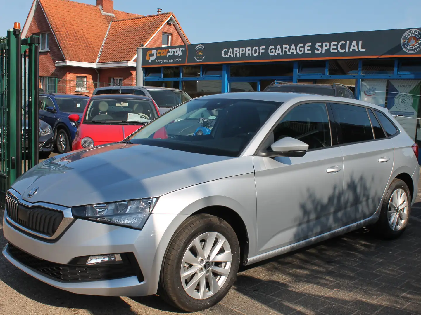 Skoda Scala Gris - 1