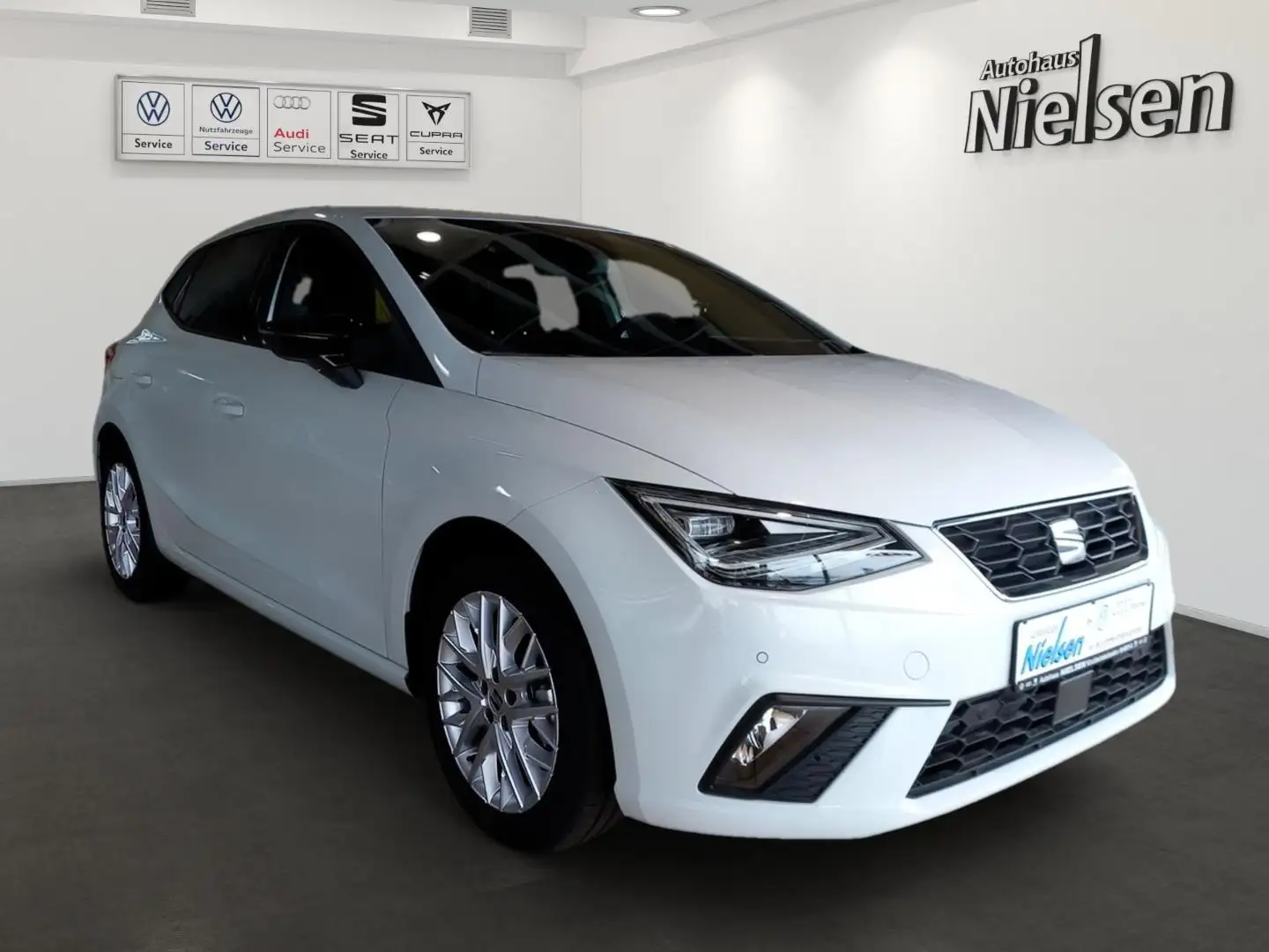 SEAT Ibiza FR Weiß - 2