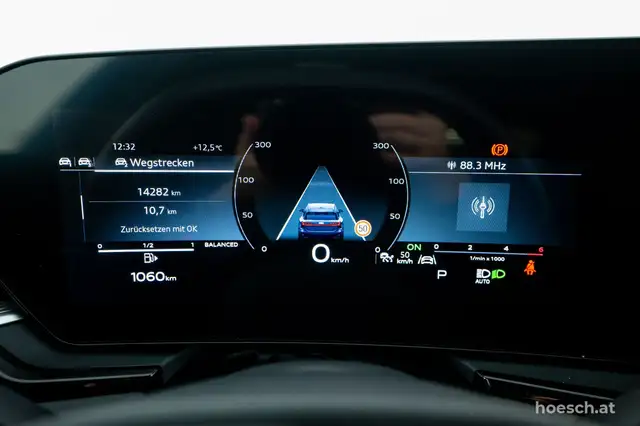 Audi A6 Avant TDI 2xS-LINE OPTIK TECH PLUS PANO WIE NEU Ansicht 11