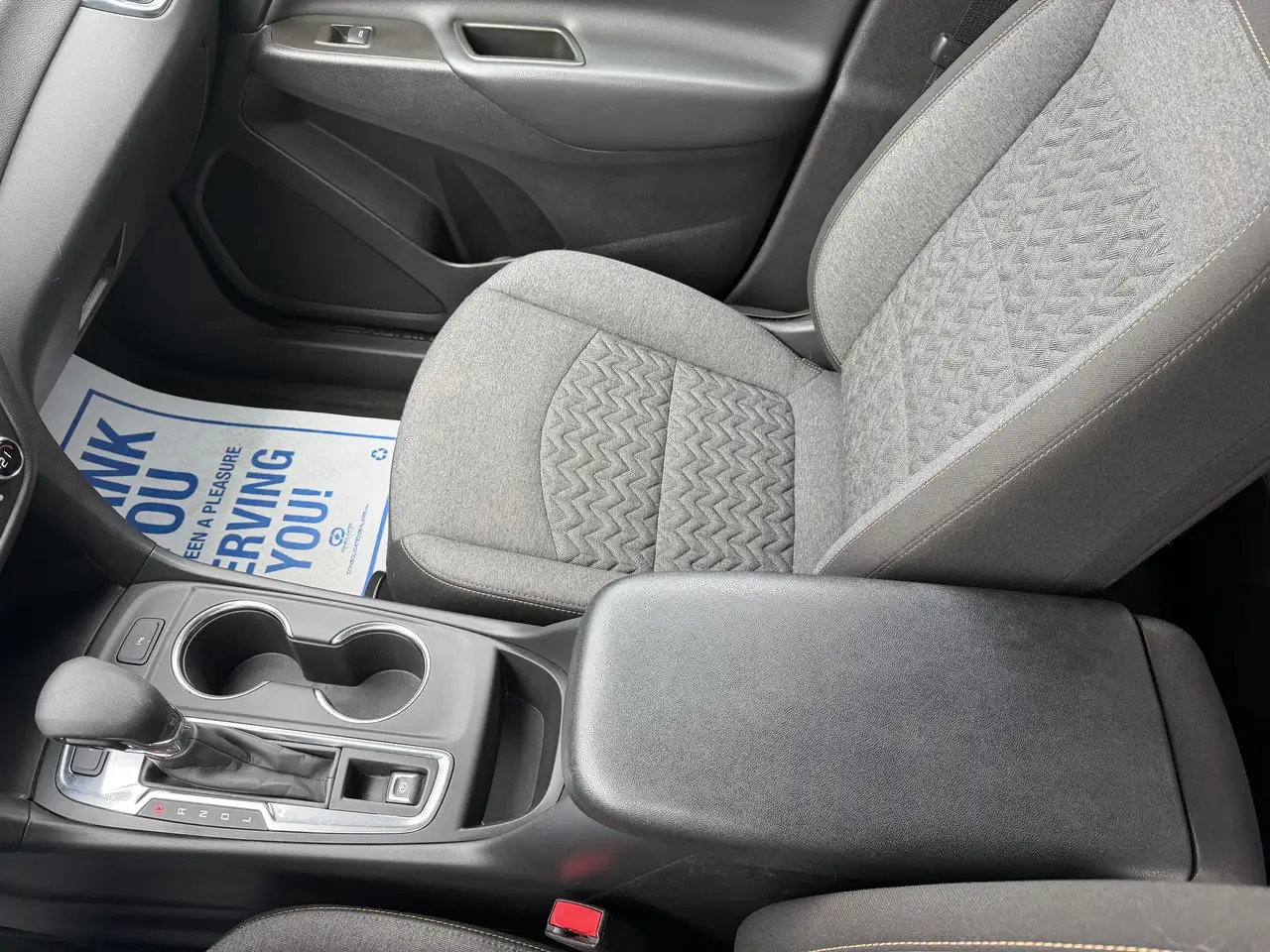 Chevrolet Equinox снимка Chevrolet Equinox