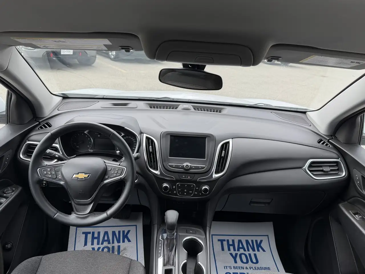Chevrolet Equinox снимка Chevrolet Equinox