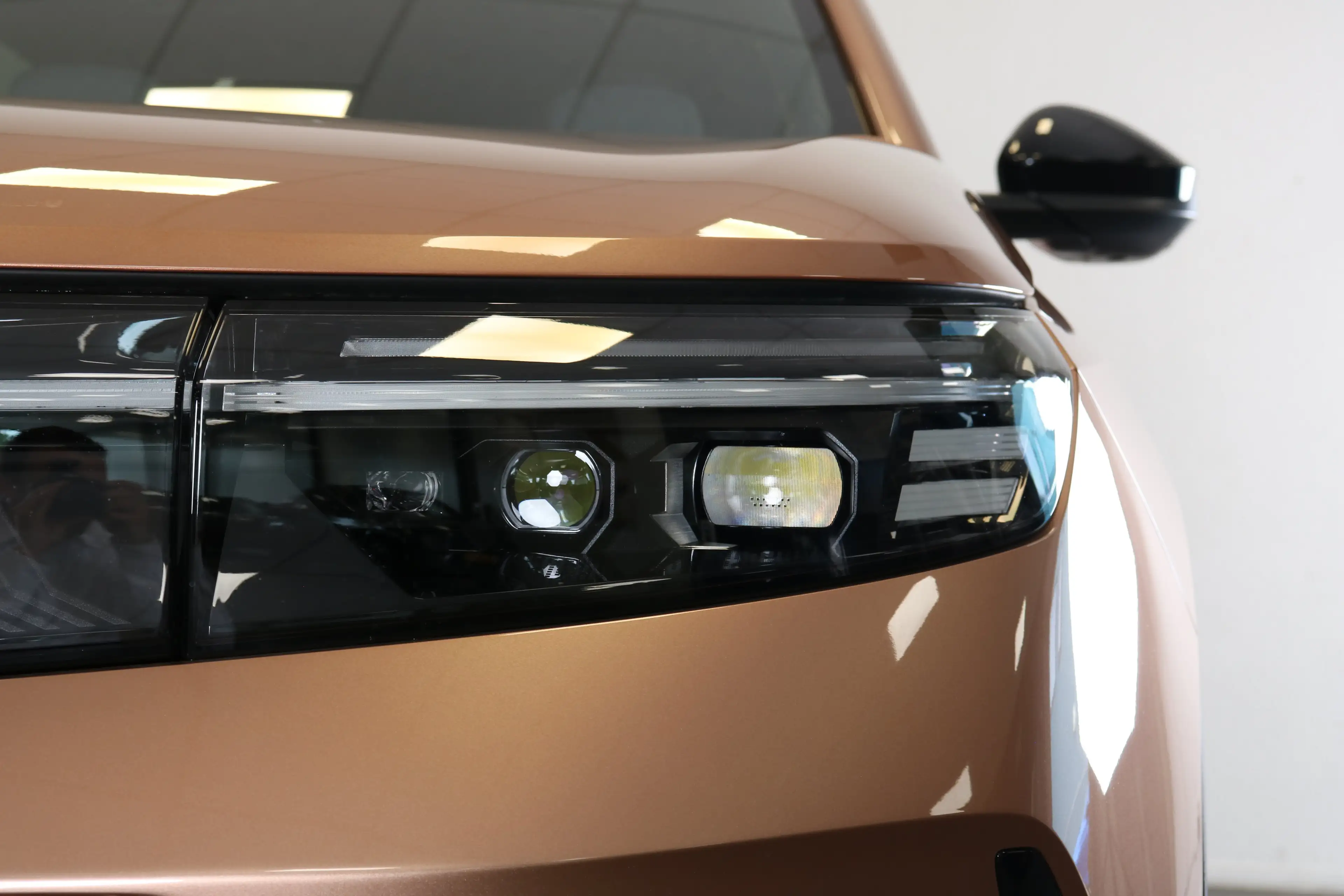 Opel Grandland GS, | Draadloze telefoonlader (Inductie) | Elektro — photo 7