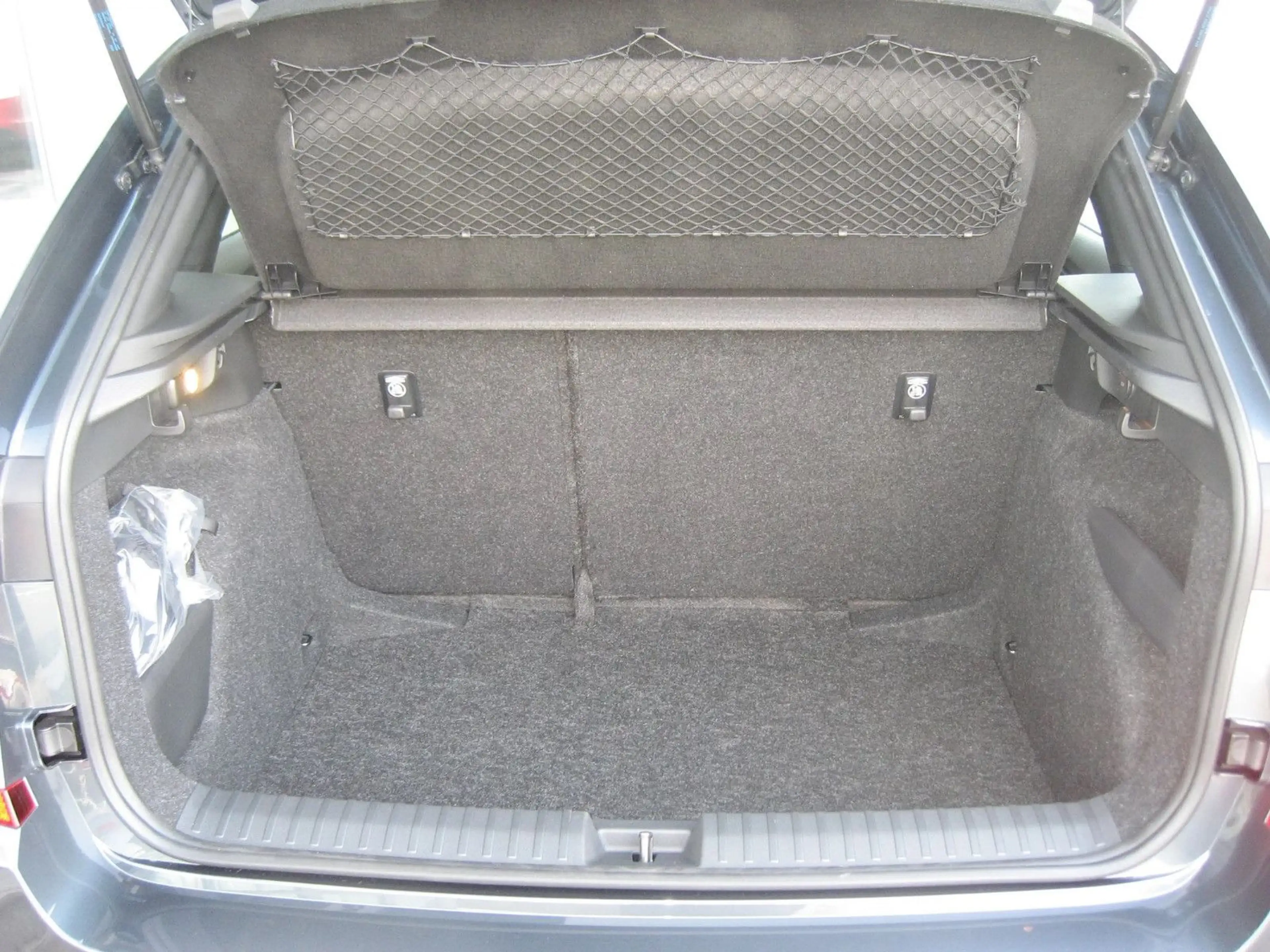 Skoda Kamiq 1.0 TSI DSG Selection ALU SHZ PDC Clim App — photo 14