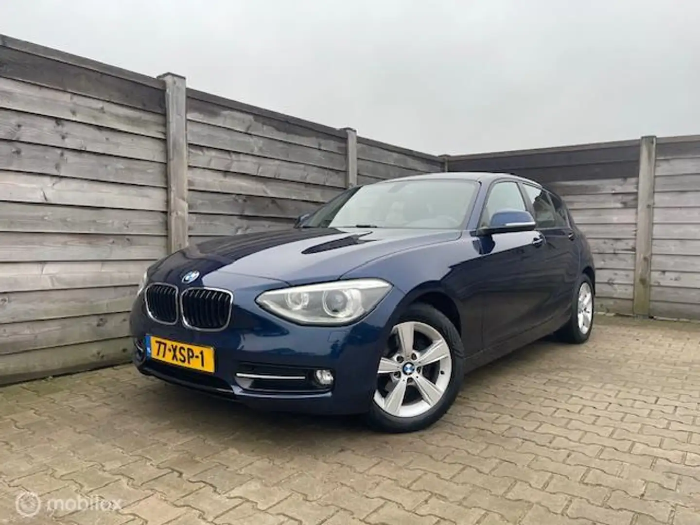 BMW 116 1-serie 116i Upgrade Edition Stoelverw-CruiseC-Iso Blau - 1