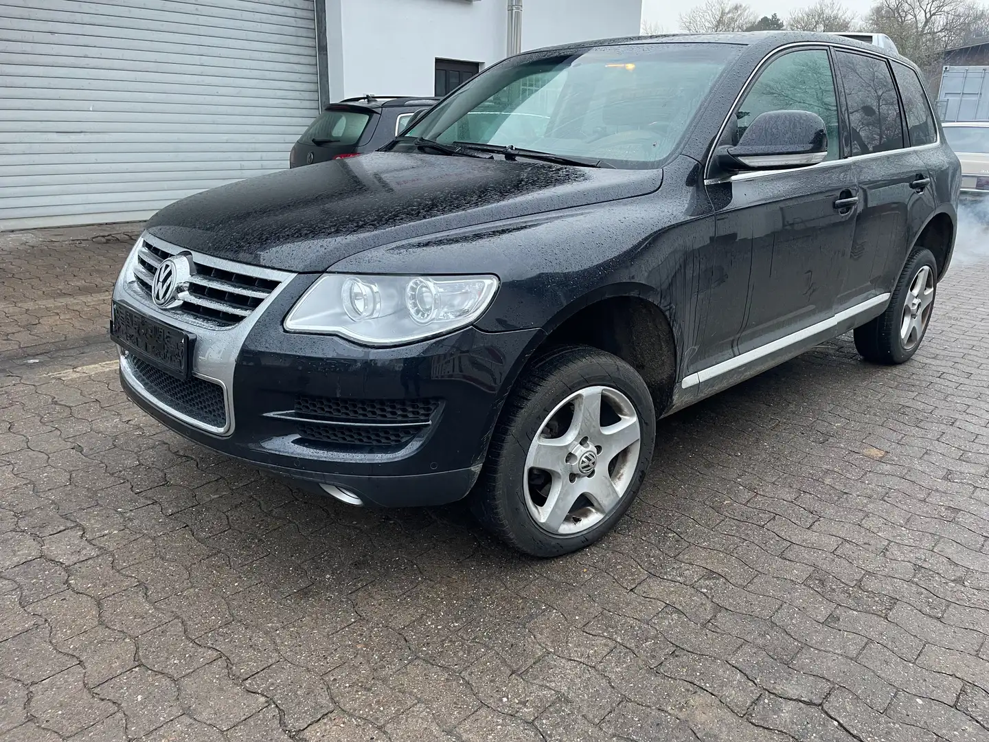 Volkswagen Touareg Schwarz - 1