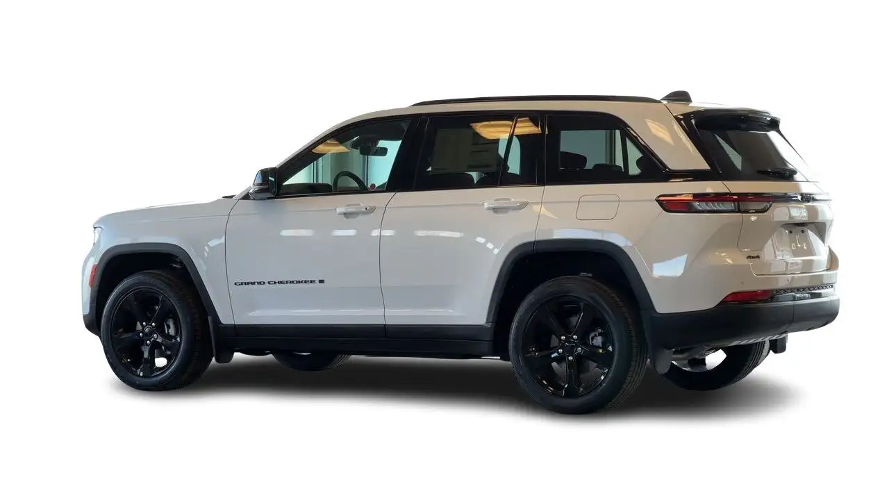 Jeep Grand Cherokee снимка Jeep Grand Cherokee
