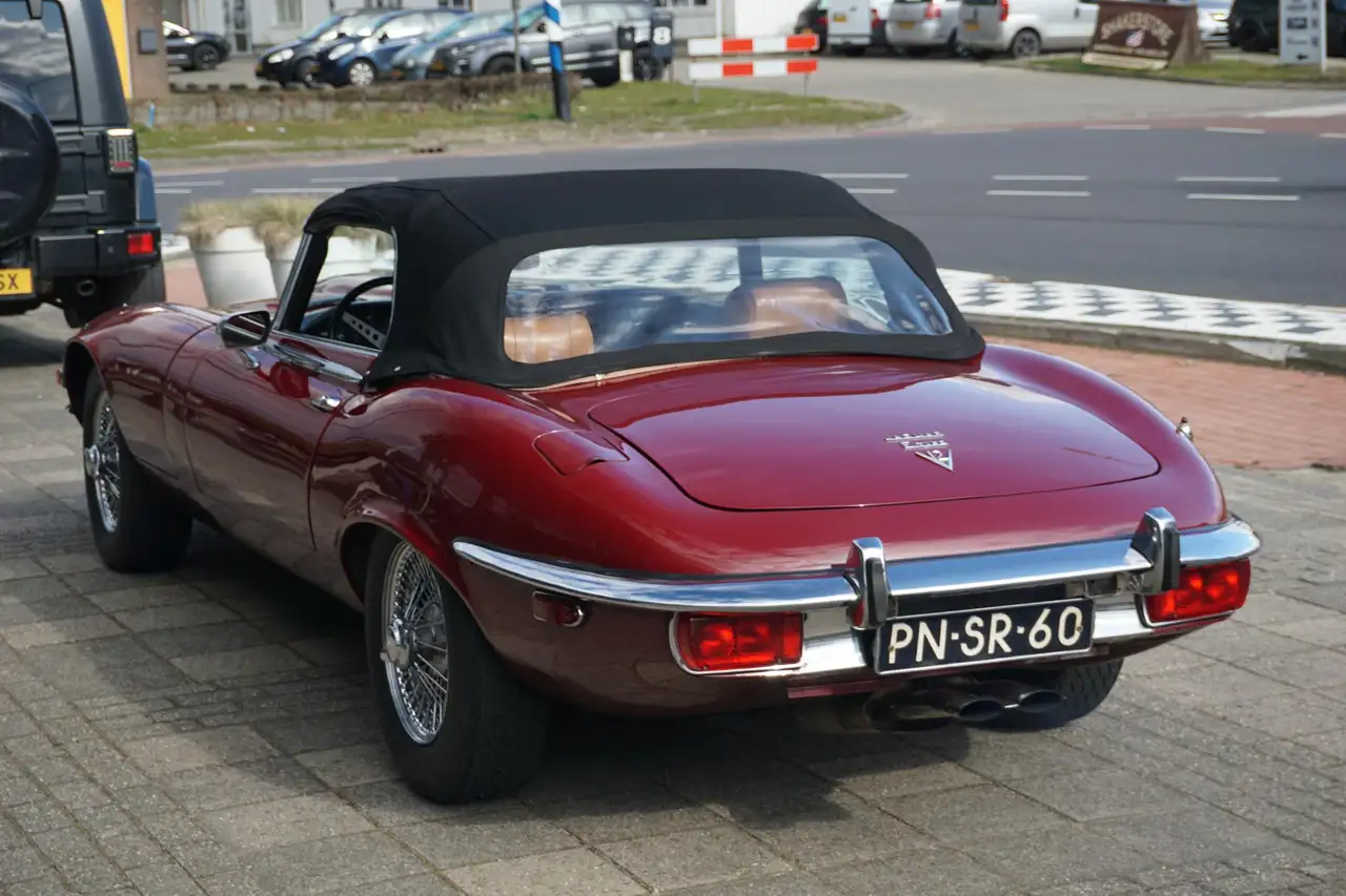 Jaguar E-Type V12 Vabriolet S3, foto 6