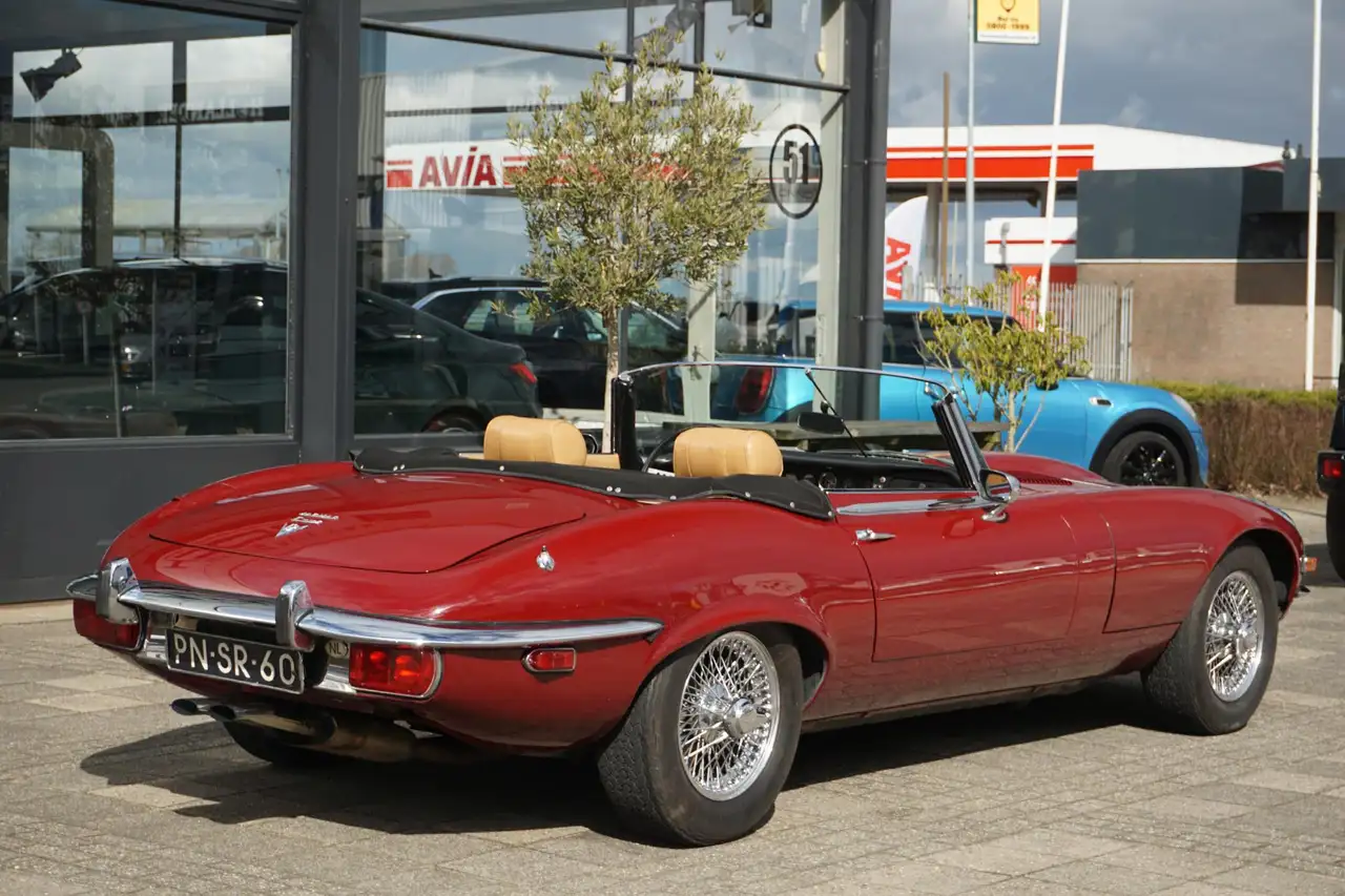 Jaguar E-Type V12 Vabriolet S3, foto 1