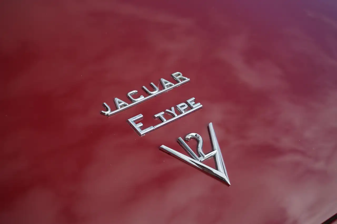 Jaguar E-Type V12 Vabriolet S3, foto 11