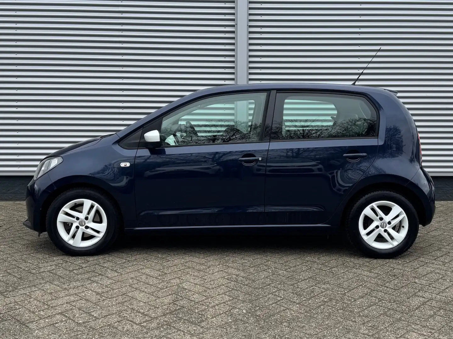 SEAT Mii 1.0 60pk 5D +Mii | Airco | Lichtmetalen Velgen | N Bleu - 2