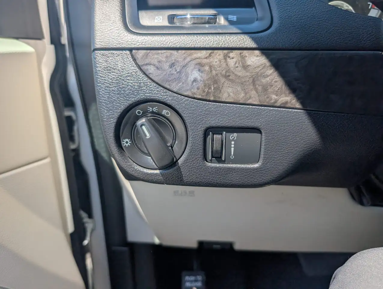 Dodge Grand Caravan photo Dodge Grand Caravan
