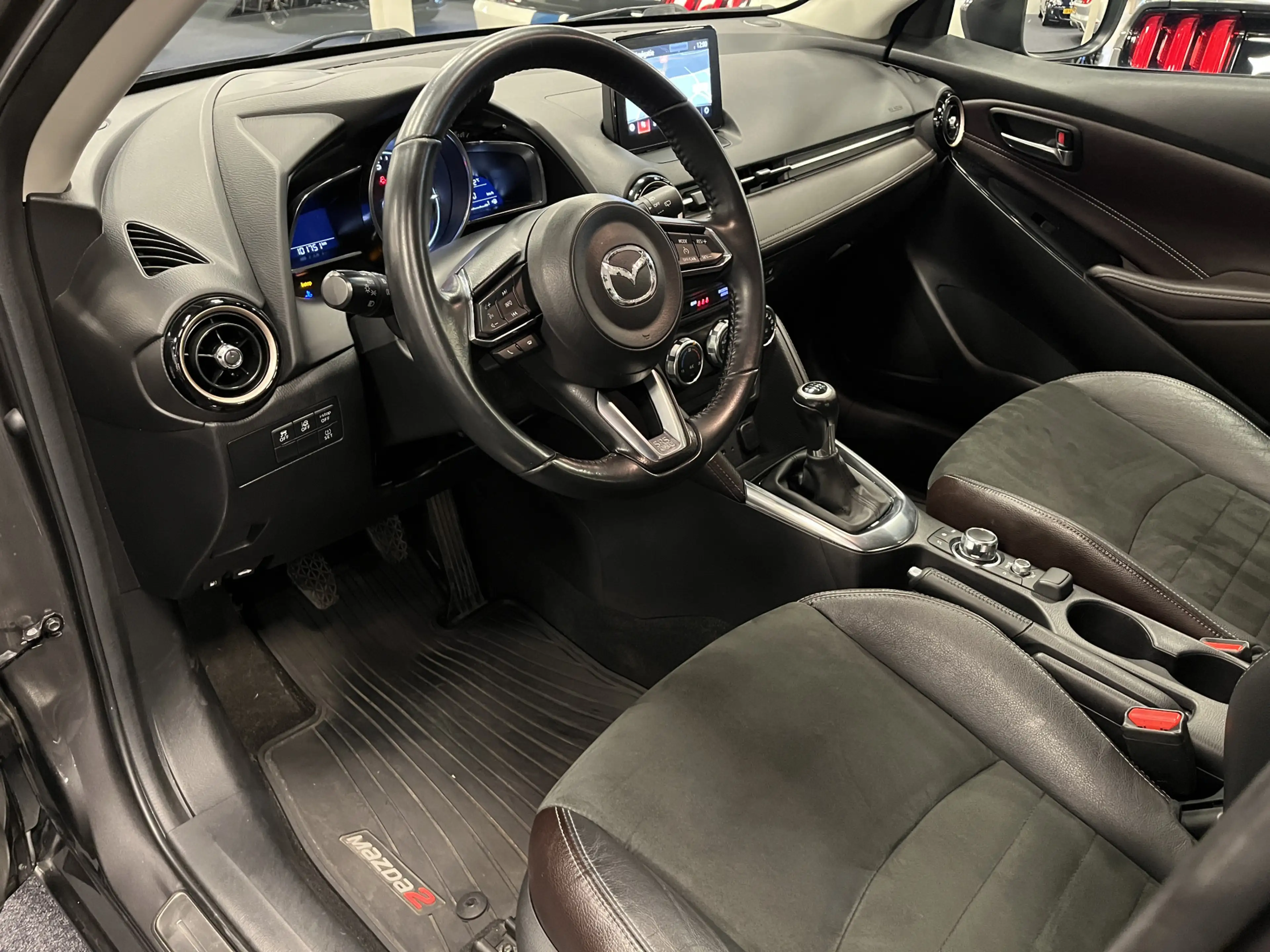 Mazda 2 1.5i SkyActiv-G GT-Luxury 115PK Leder Navi DAB+ Ca — photo 15
