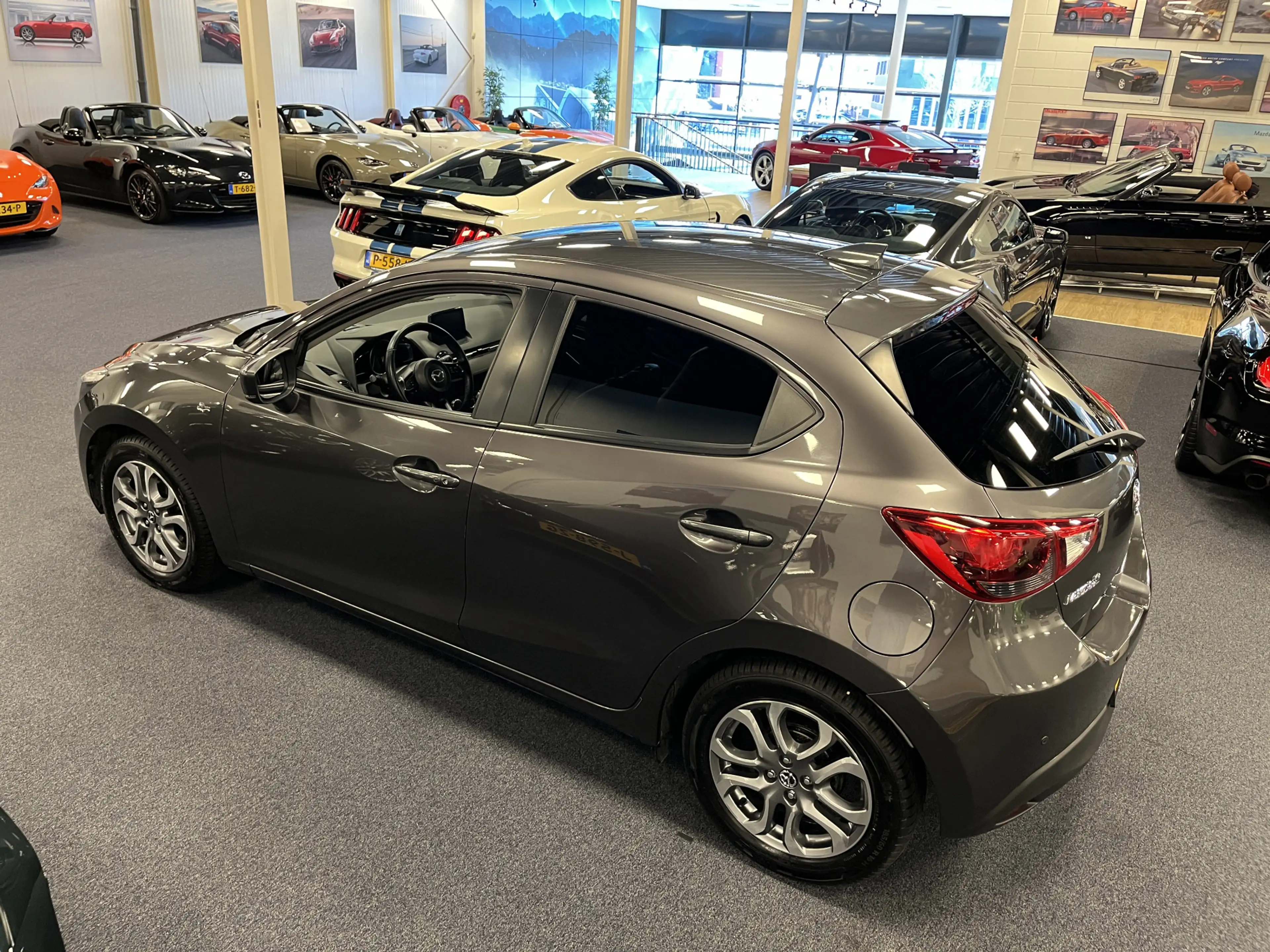 Mazda 2 1.5i SkyActiv-G GT-Luxury 115PK Leder Navi DAB+ Ca — photo 13