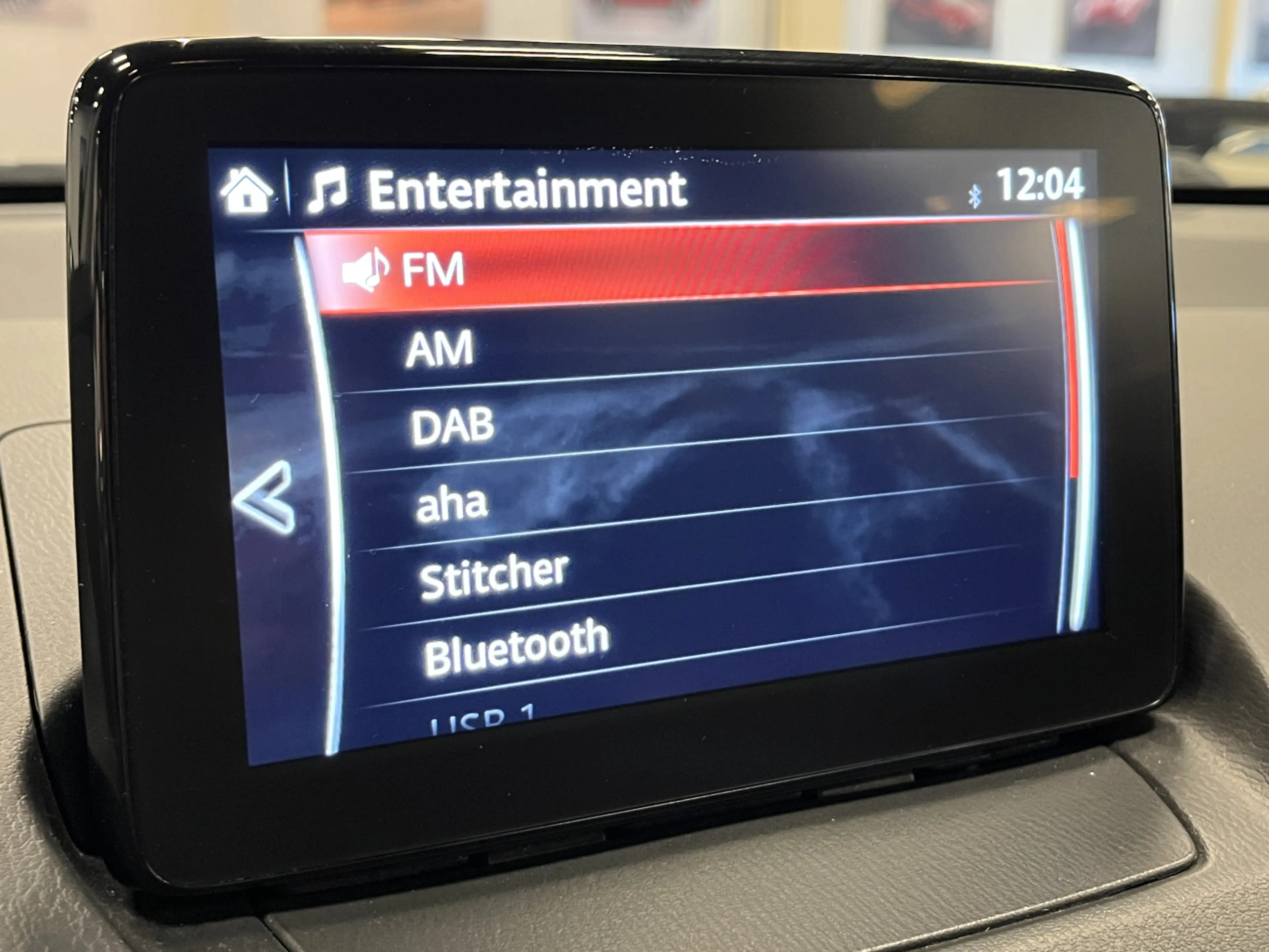 Mazda 2 1.5i SkyActiv-G GT-Luxury 115PK Leder Navi DAB+ Ca — photo 40