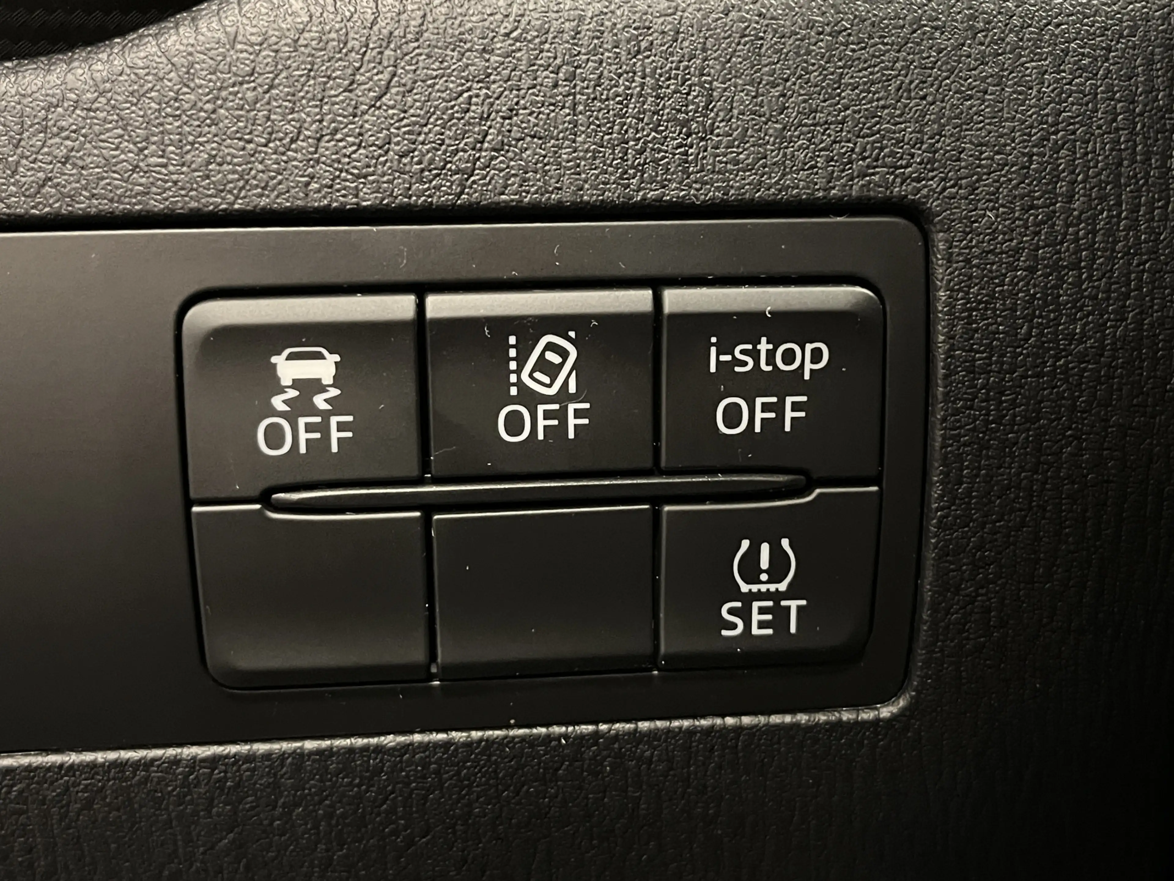 Mazda 2 1.5i SkyActiv-G GT-Luxury 115PK Leder Navi DAB+ Ca — photo 46