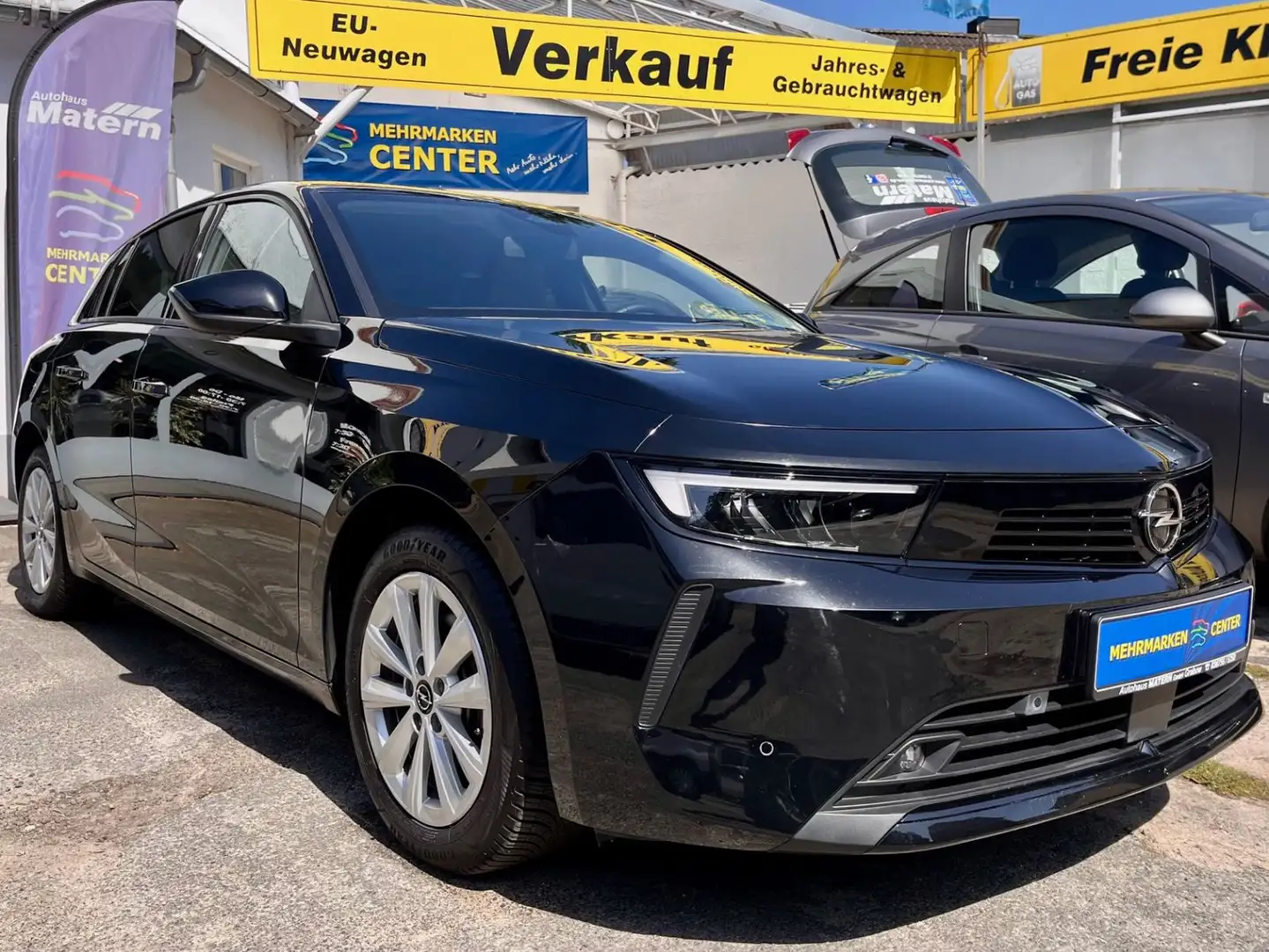 Opel Astra L Lim. 5-trg. Enjoy ALU+AW+SHZ+PDC+Kamera Schwarz - 2