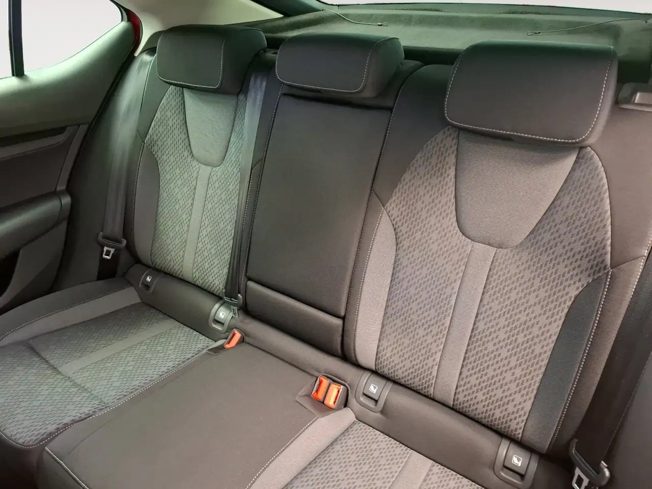 Skoda Octavia 1.5 TSI ACT e-TEC Clever 4xSHZ AHK LED, миниатюра 7