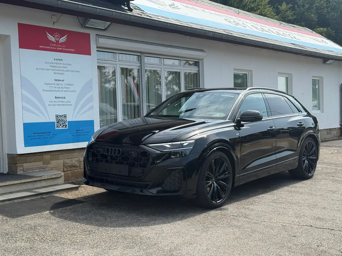 Audi Q8 50 TDI quattro Schwarz - 1