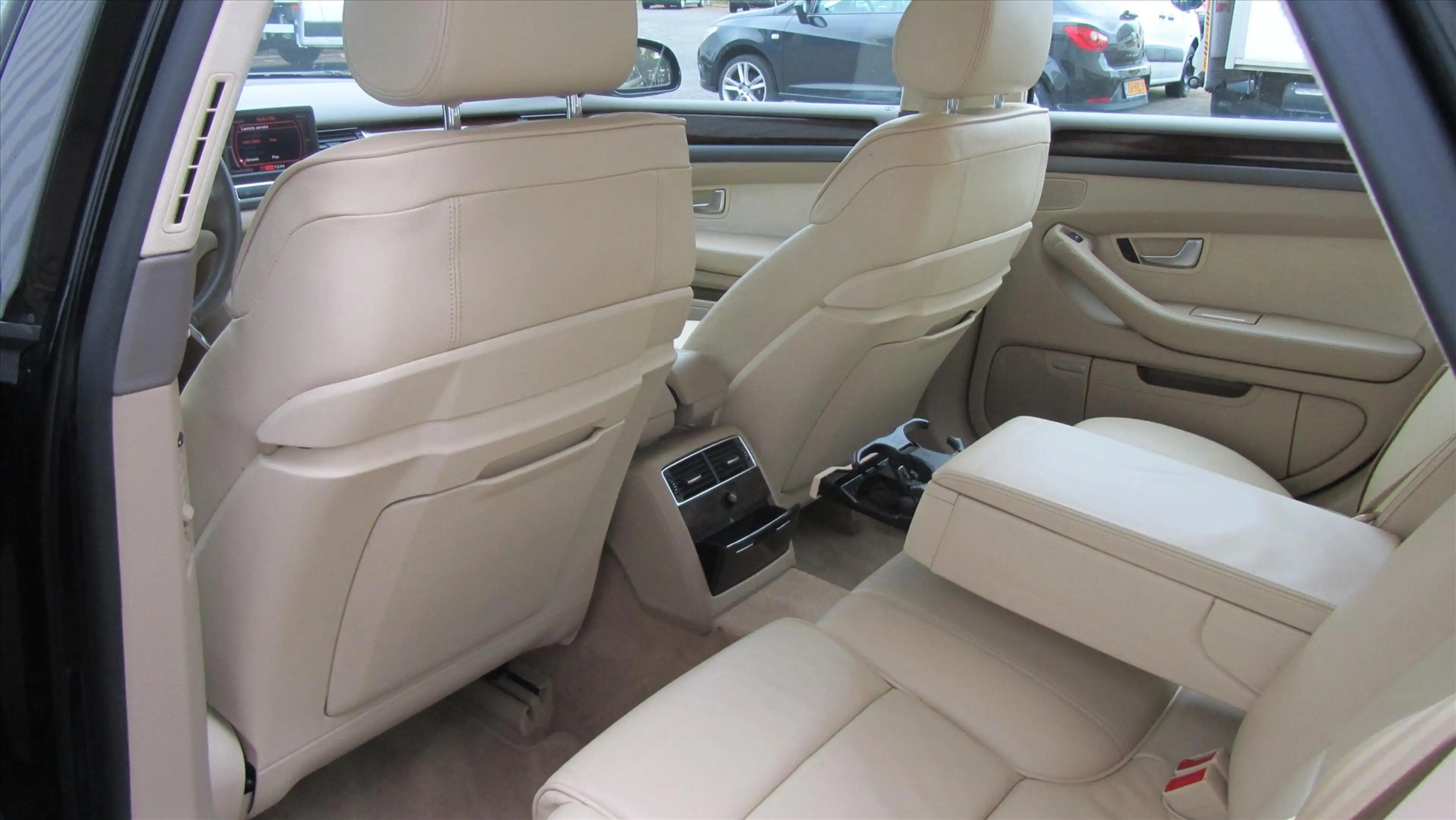 Audi A8 3.7 QUATTRO 206KW AUT — photo 18