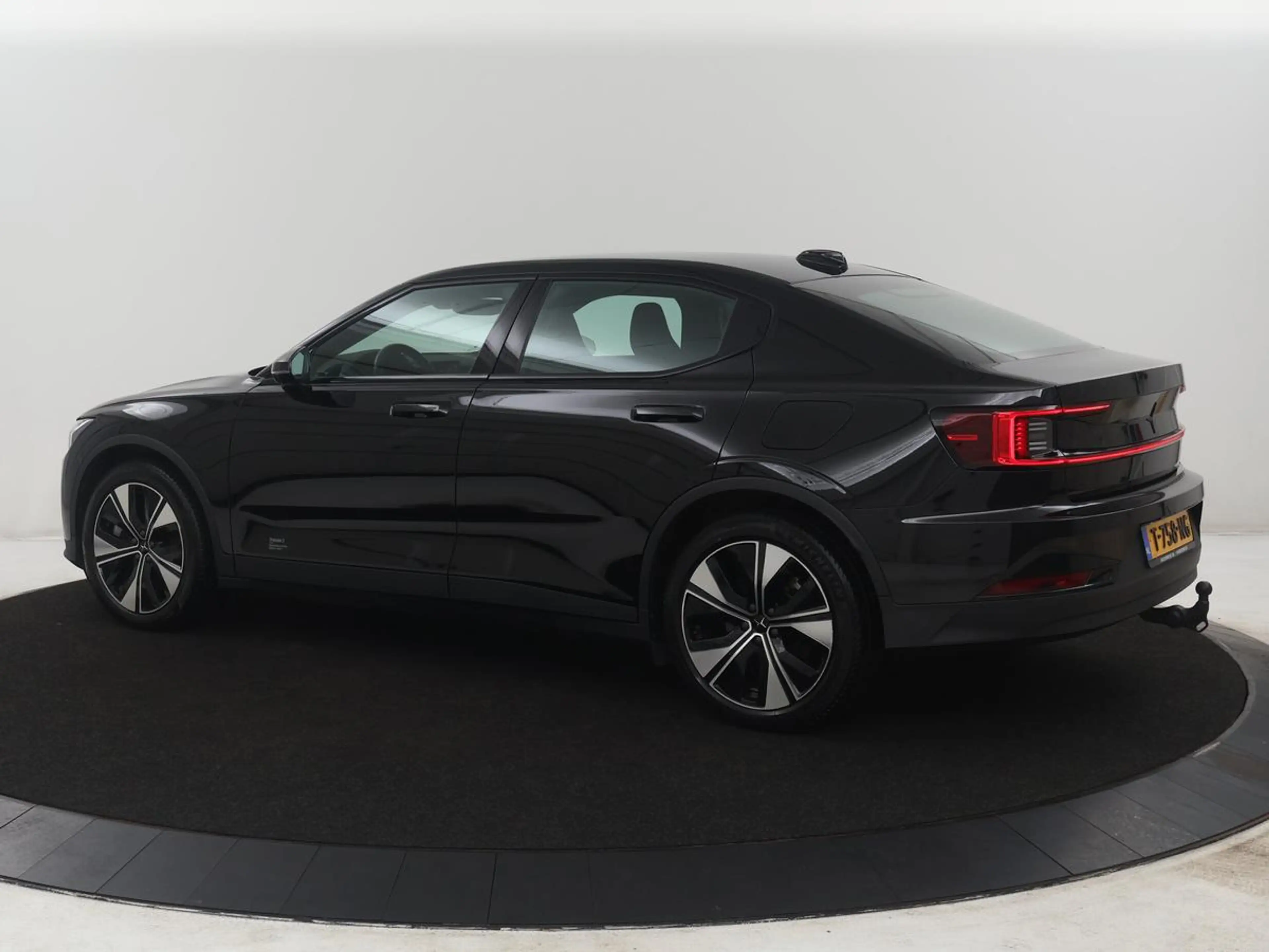Polestar 2 Standard Range Single Motor 69 kWh | SOH 91,7% | T — photo 2