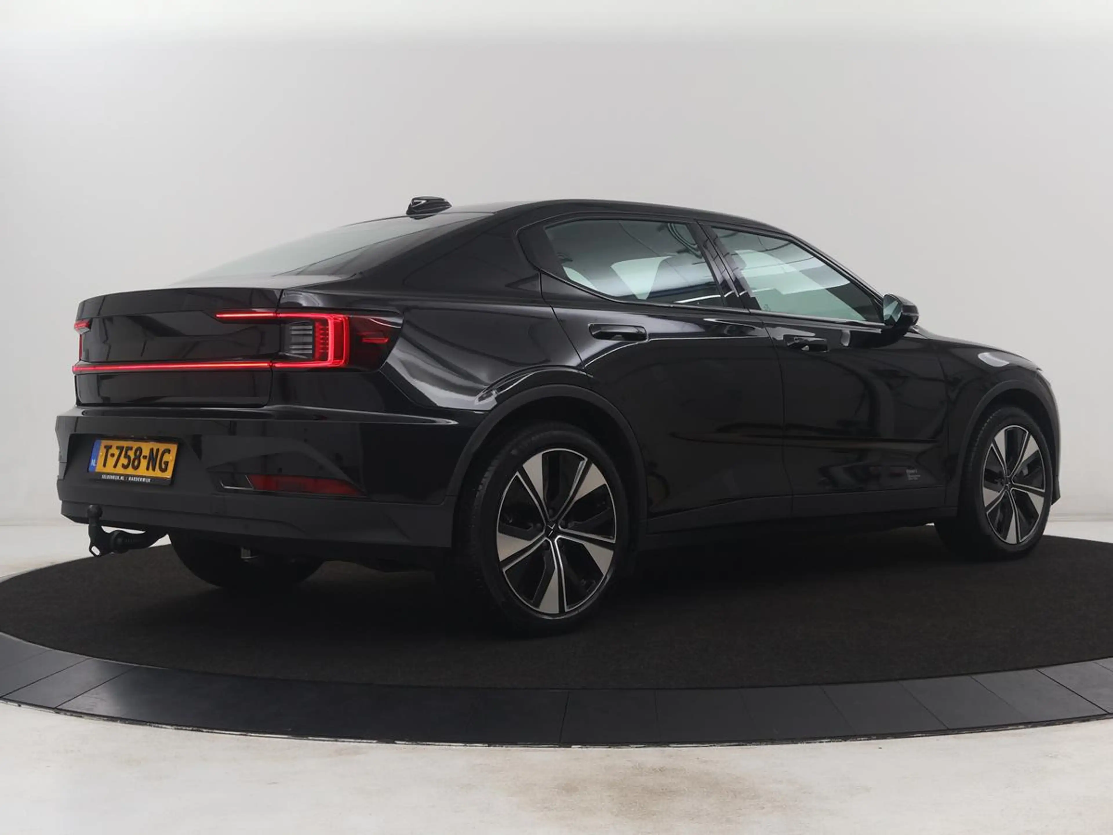 Polestar 2 Standard Range Single Motor 69 kWh | SOH 91,7% | T — photo 36