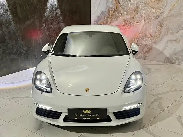 Porsche Cayman view 4