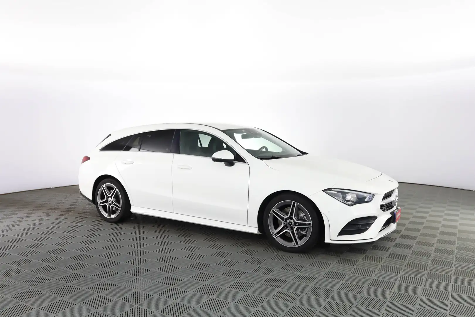 Mercedes-Benz CLA 200 d Automatic Shooting Brake Premium Bianco - 2