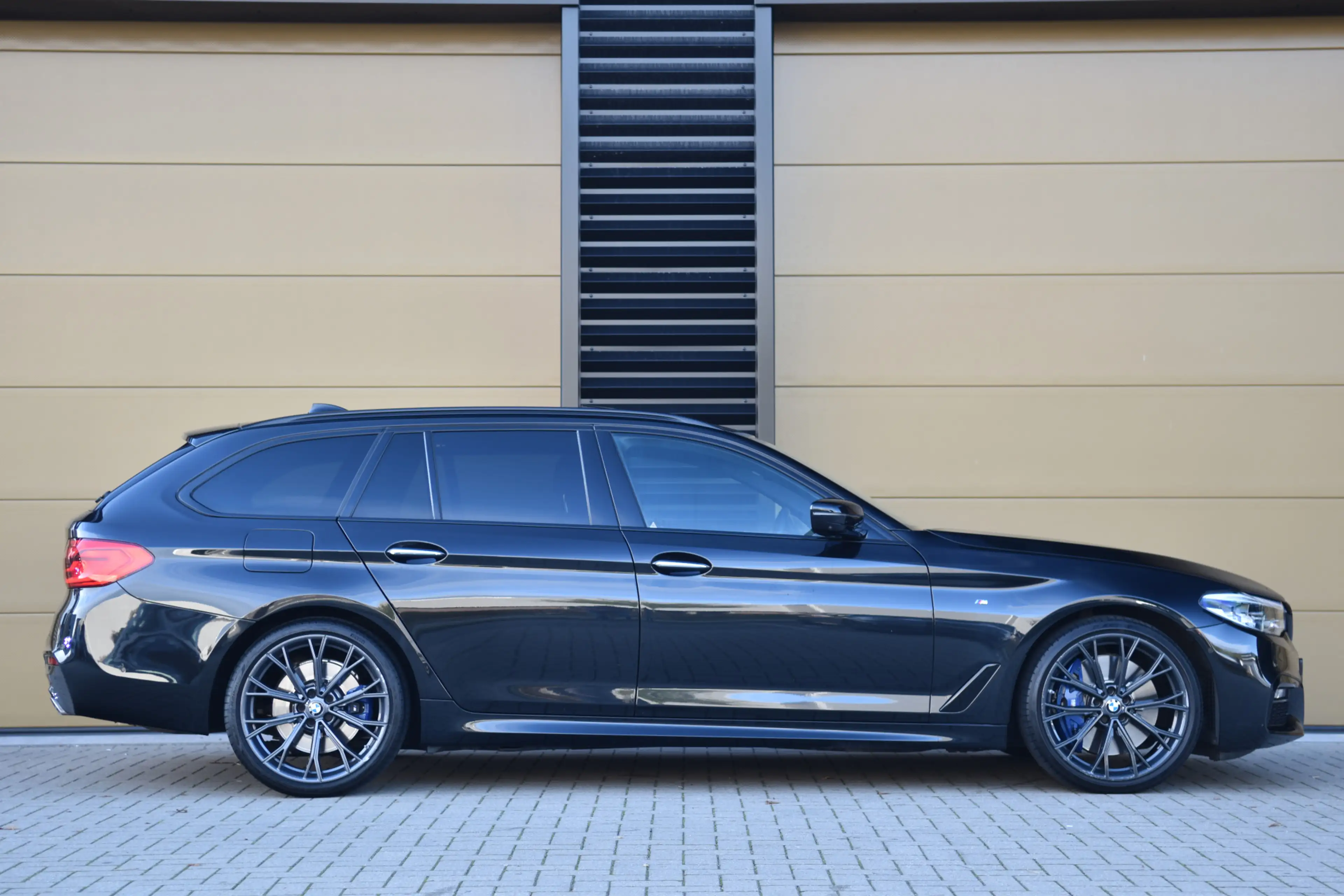BMW 540 5-serie Touring 540i xDrive High Executive * M-Spo — photo 4